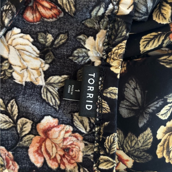 Peplum top - Picture 3 of 4